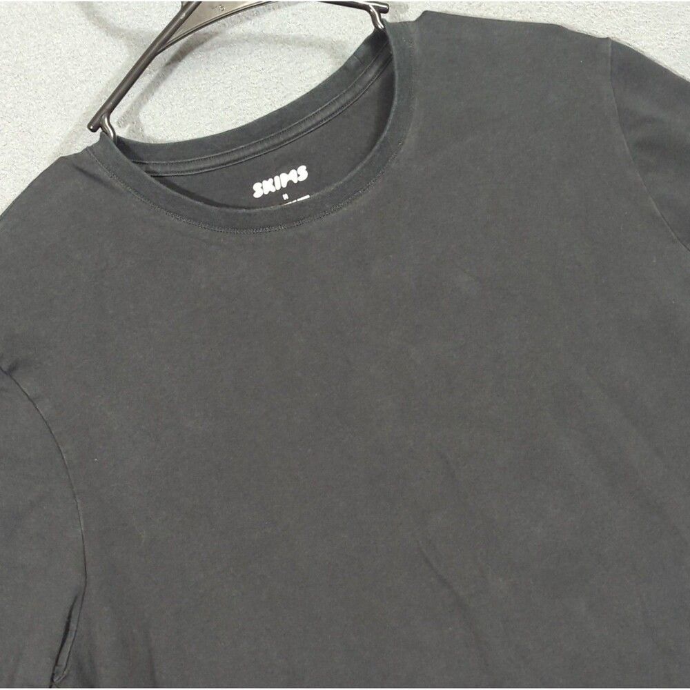 Skims T-Shirt Men's M Black Long Sleeve Tee Cotton Crew Neck